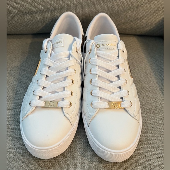 NWOT Guess GBG Los Angeles Marti White & Brown Quilted Lace Up Sneakers Size 11 - Picture 2 of 13